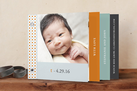 Oh-So-Mod Birth Announcement Minibook&trade; Cards