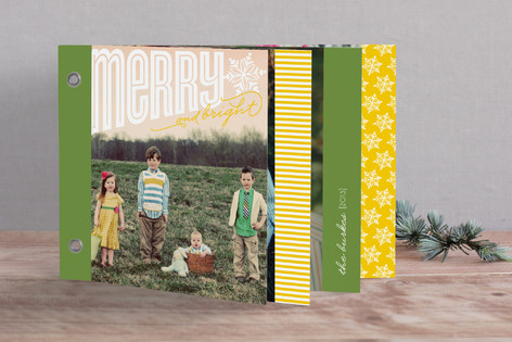 Merry Bright Cheer Holiday Minibook™ Cards