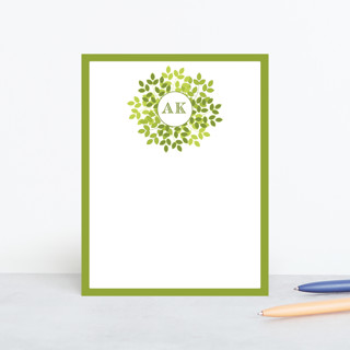 Wreath in Green Personalized Stationery