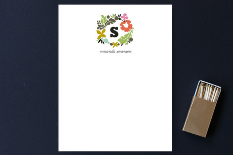 Initial Wreath Personalized Stationery