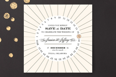 Float Vintage Round Save the Date Cards