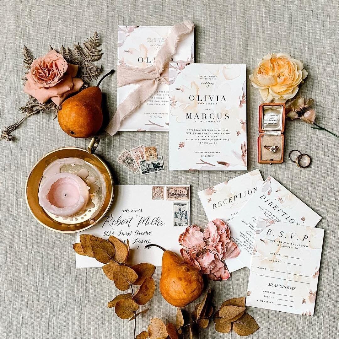 Fall wedding suite tablescape