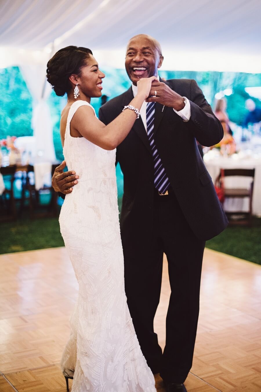 Father daughter dance at wedding