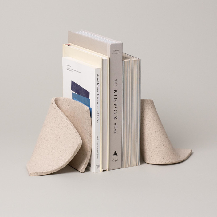 SIN Serra Bookends