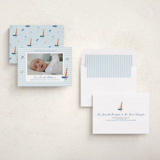 This is a maritime birth announcements with standard by Corinne Malesic called little sail boat printing on recycled smooth signature in standard