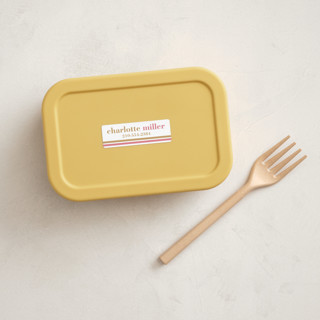 This is a faux gold name labels with standard by Ester Bernaldo de Quiros called graphic two-tone name printing on waterproof sticker paper in sticker