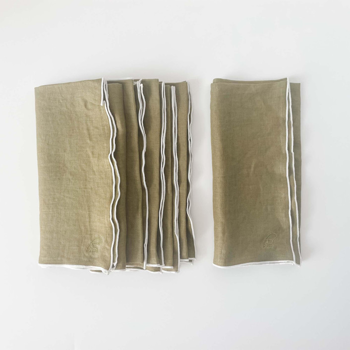 STONE WASHED LINEN NAPKINS // SET OF 4