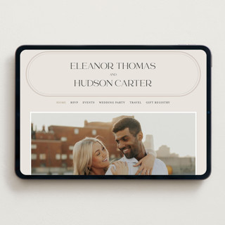 This is a sandstone wedding websites by Lori Wemple called oval printing on digital paper in standard