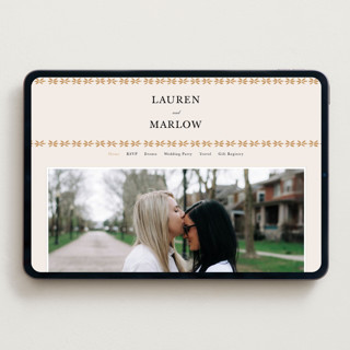 This is a sea wedding websites by leslie hamer called americana printing on digital paper in standard
