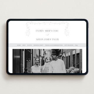 This is a gravel wedding websites by Nicoletta Savod called delicately printing on digital paper in standard