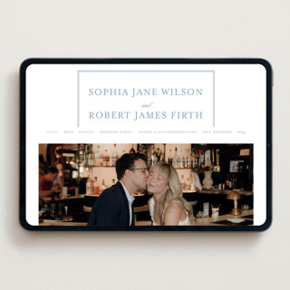 This is a ocean wedding websites by Creo Study called posh printing on digital paper in standard