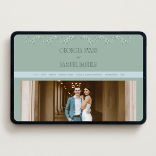 This is a buttermint wedding websites by Laura Hankins called trailing garden printing on digital paper in standard