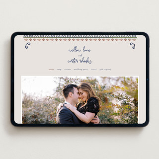 This is a neptune wedding websites by Kelly Watkins called vase printing on digital paper in standard