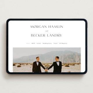 This is a snow wedding websites by Kaydi Bishop called postcard printing on digital paper in standard