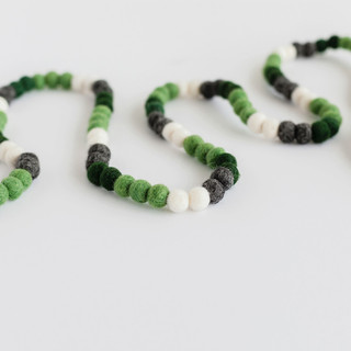 Winter Greenery Small Garland