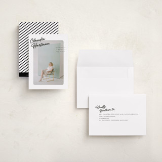 This is a snow graduation announcements with standard by Pixel and Hank called jot printing on signature in petite