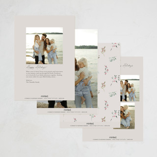 This is a tinsel petite holiday cards with standard by Petra Kern called keepsake wreath printing on recycled smooth signature in petite