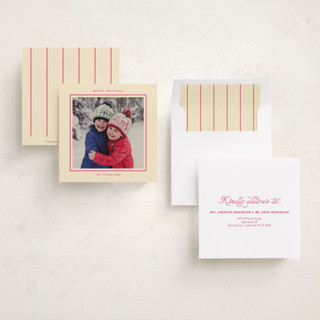 This is a butter holiday photo cards with standard by Tamara Hilje called chunky printing on recycled smooth signature in square