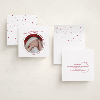 This is a snowfall holiday photo cards with standard by Jelena Vuletic called crystal printing on recycled smooth signature in square
