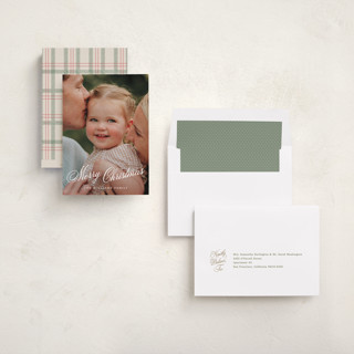 This is a snow holiday photo cards with standard by Robert and Stella called autuer printing on recycled smooth signature in standard