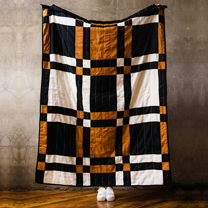 Patchwork Plaid Quilt Throw - Camel