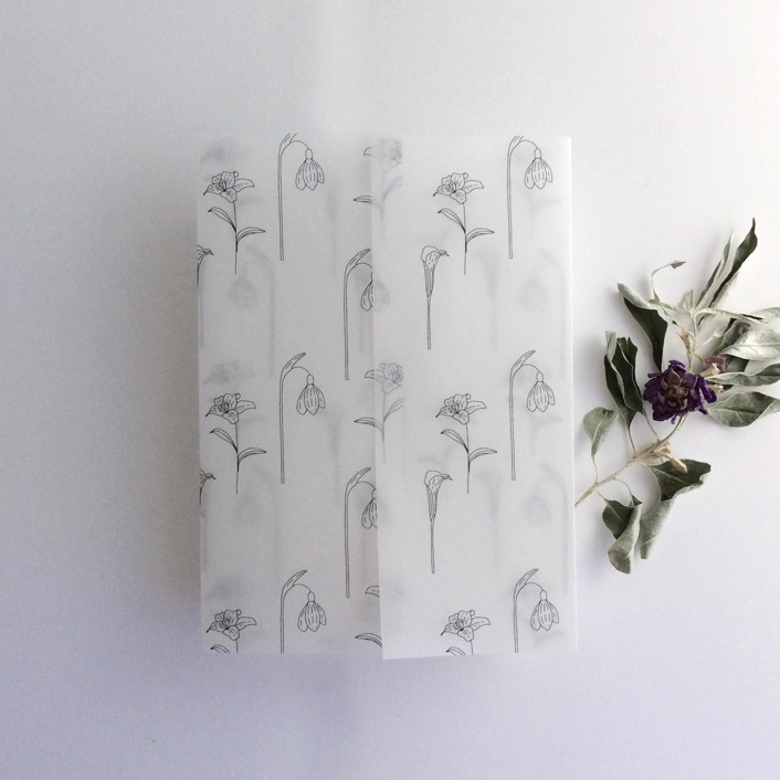 Cara lily black minimalist flowers printed vellum wrap for 5x7 card | pack of 10