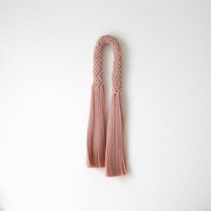 Rope arch in Peach