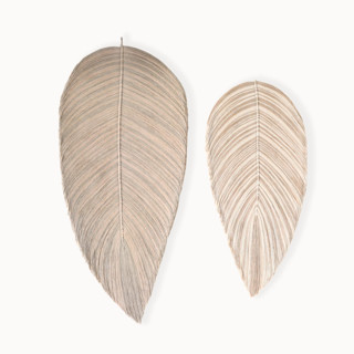 This is a multicolorassorted-colors original textiles by Bharti Trivedi called napa leaves set- 5 feet in standard
