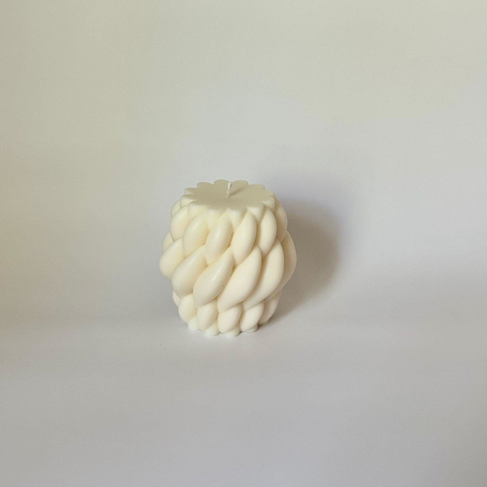 White Thick Woven Candle