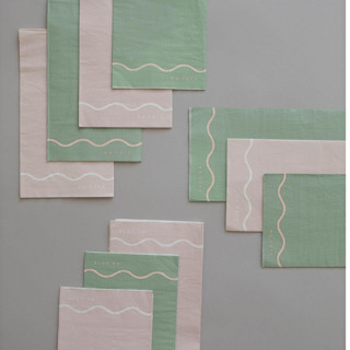 This is a multicolorassorted-colors party decorations by MA FÊTE called signature napkins, pink & mint (16) in standard