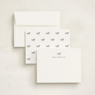 This is a noir personalized stationery thank you cards with standard by Gwen Bedat called lil bow printing on signature in 4.25x5.5