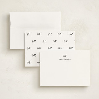 This is a noir personalized stationery thank you cards with standard by Gwen Bedat called lil bow printing on signature in 5x7