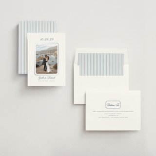 This is a pearl foil stamped save the date cards with foil pressed by chocomocacino called othellolagkage printing on recycled smooth signature in standard