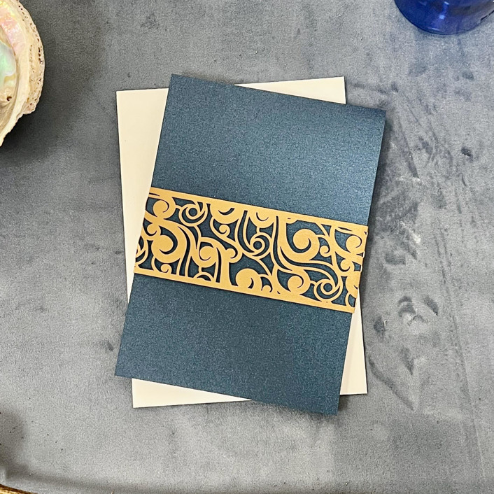 Laser Cut Belly Band, Melody Pattern in Antique Gold, Set of 25